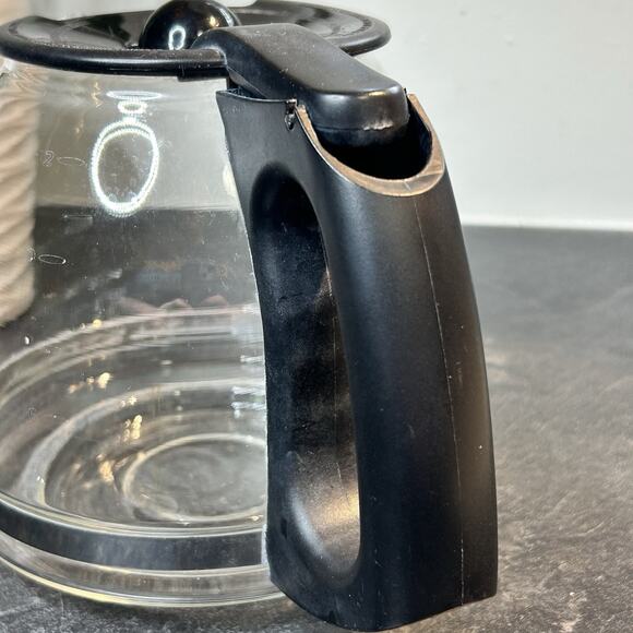 Mr. Coffee 12 Cup Replacement Glass Carafe Pot Model DW13 - Picture 3 of 5